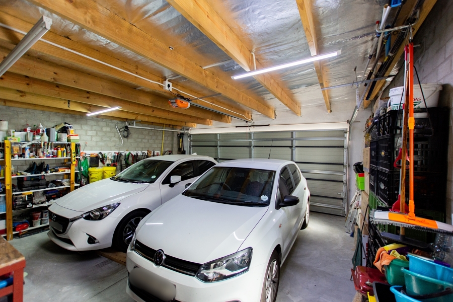 2 Bedroom Property for Sale in Harbour Lights Western Cape